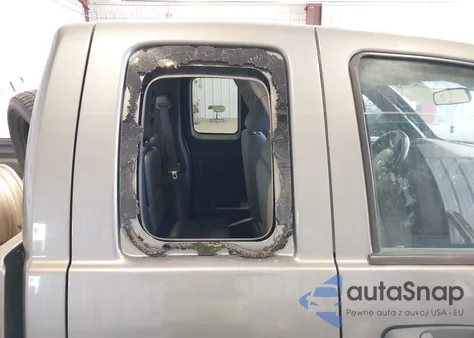 2006 Dodge Dakota Slt z USA, uszkodzony, nr VIN 1D7HW42N86S710719